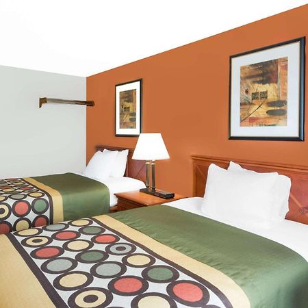 Super 8 By Wyndham Algona Hotel Exterior foto